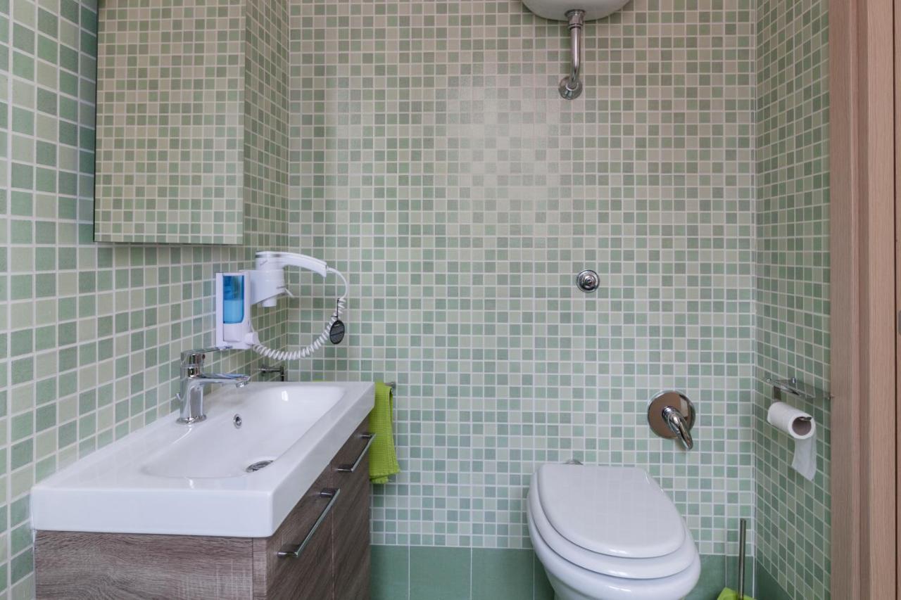 Bnb Etnuvio, Double Rooms In Napels Buitenkant foto