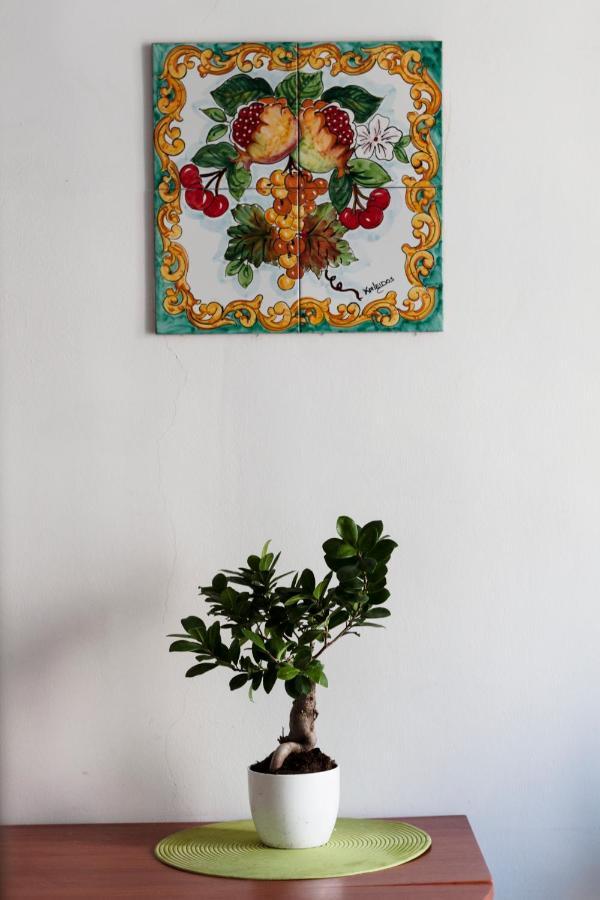 Bnb Etnuvio, Double Rooms In Napels Buitenkant foto